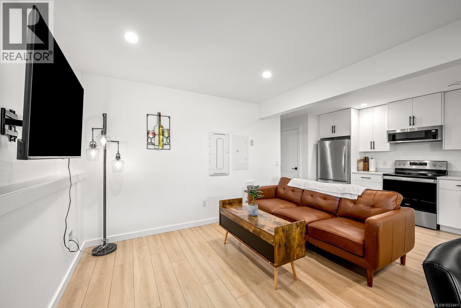 3366 Marygrove Dr, Courtenay