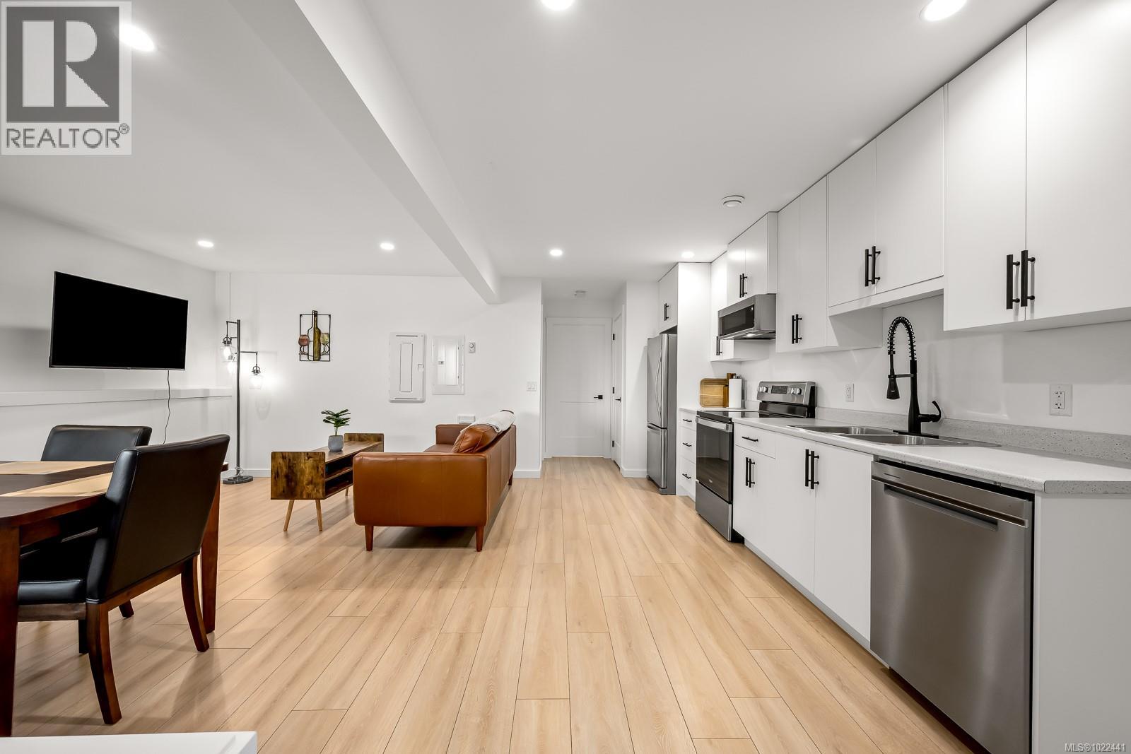 3366 Marygrove Dr, Courtenay