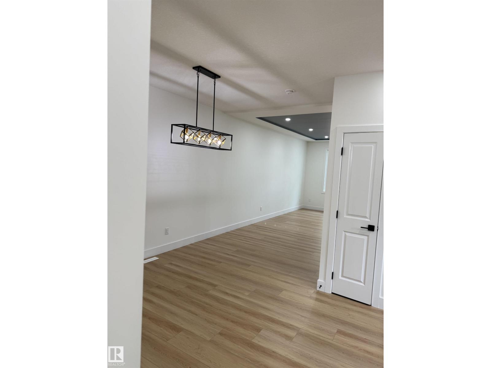 11927 123 ST NW, Edmonton