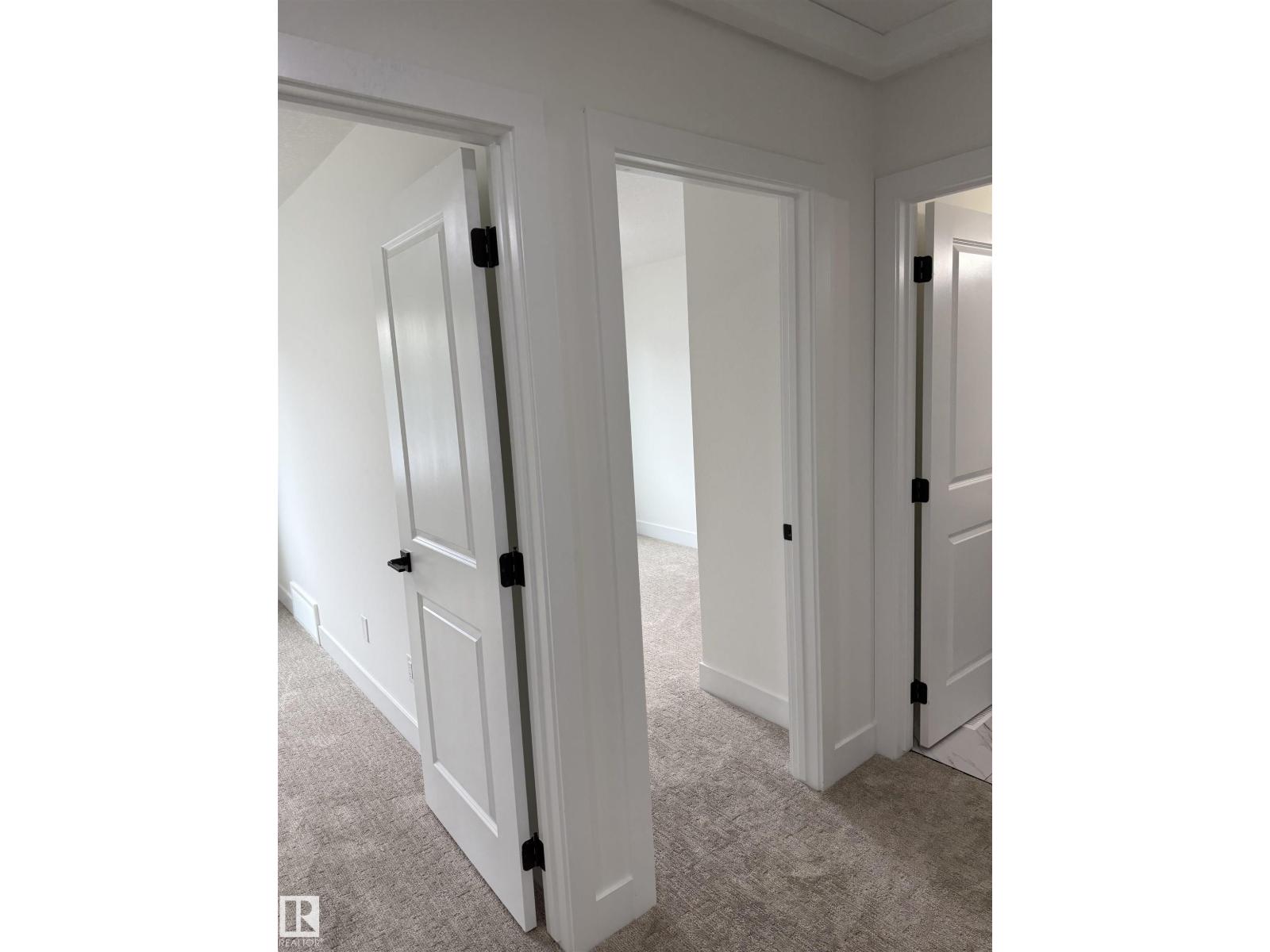 11927 123 ST NW, Edmonton