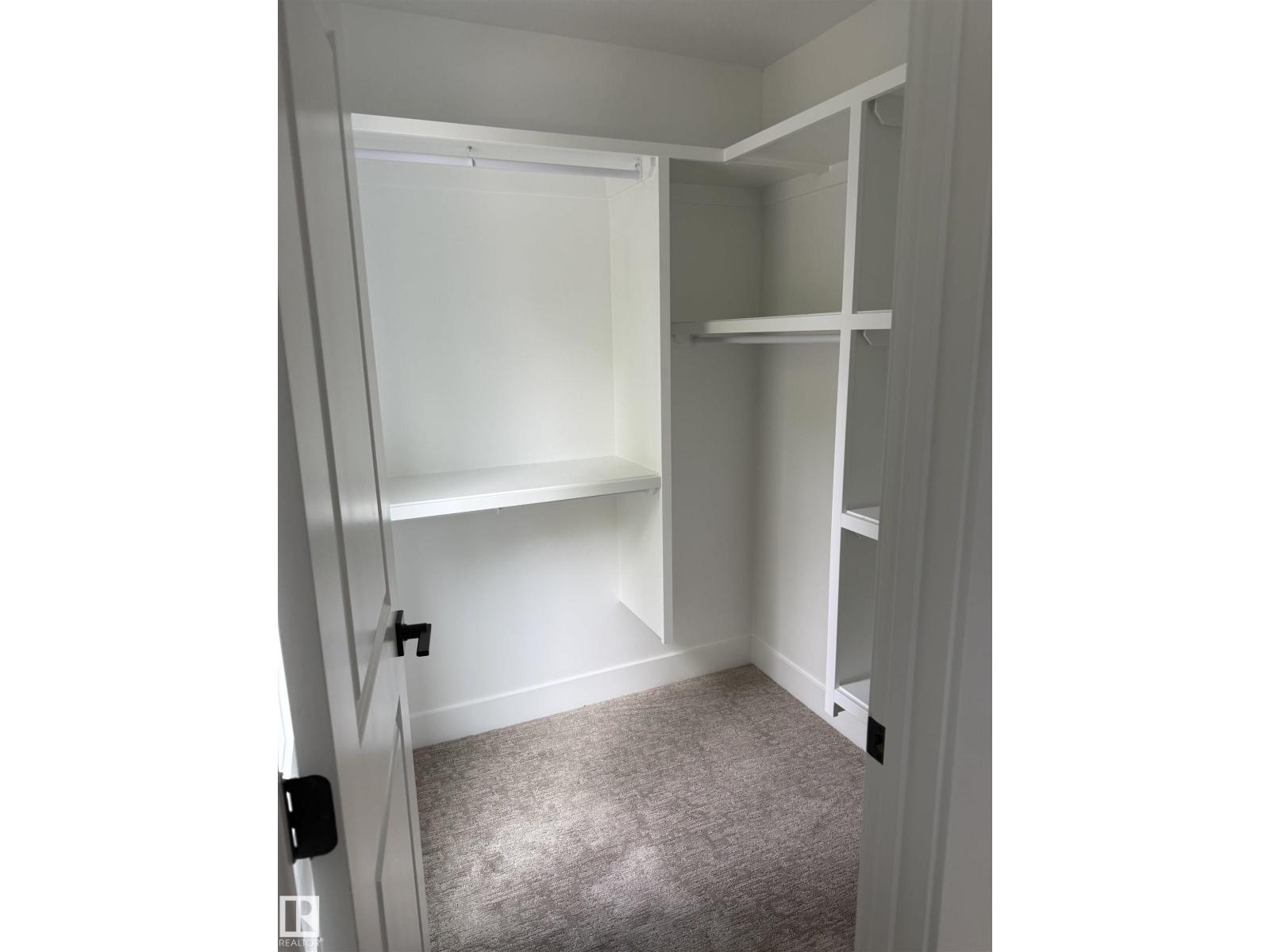 11927 123 ST NW, Edmonton