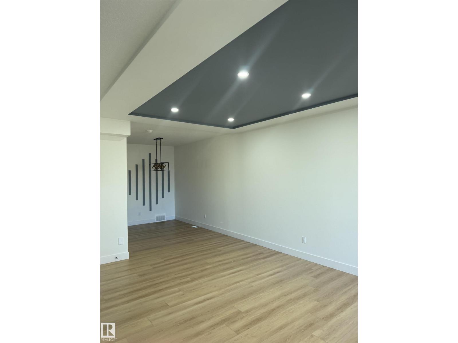 11927 123 ST NW, Edmonton