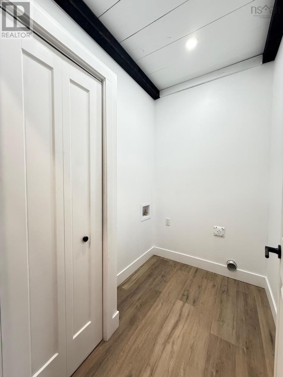 Property 26 of 30 of 114 TIMBERLAND Road