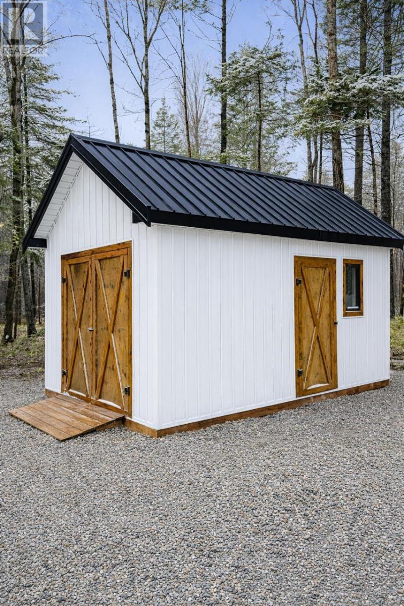 Property 28 of 30 of 114 TIMBERLAND Road