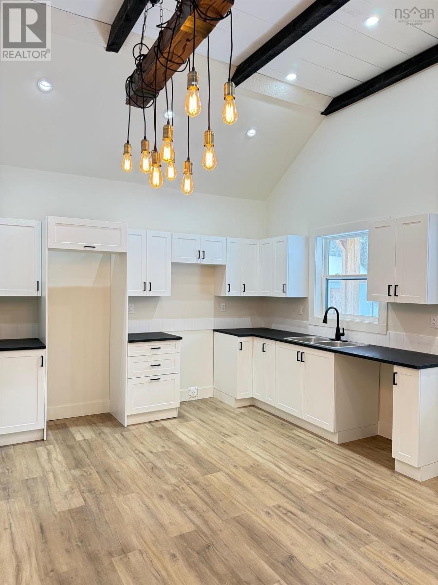 Property 8 of 30 of 114 TIMBERLAND Road