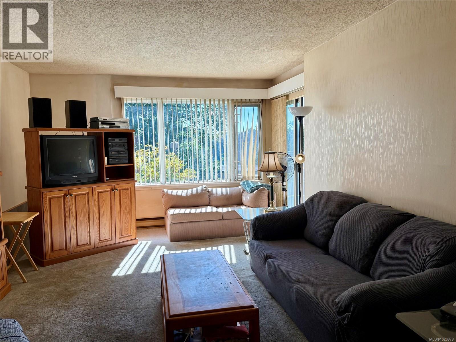 206 103 Gorge Road East, Victoria