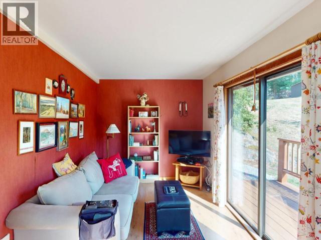 5062 SPRAGGE ROAD, Texada Island