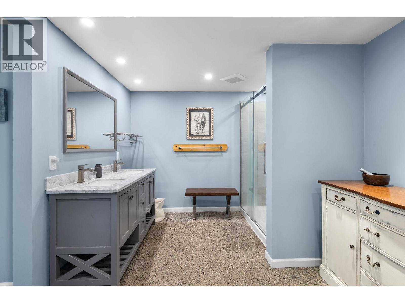 #13-3459 RIVER Road West, Delta