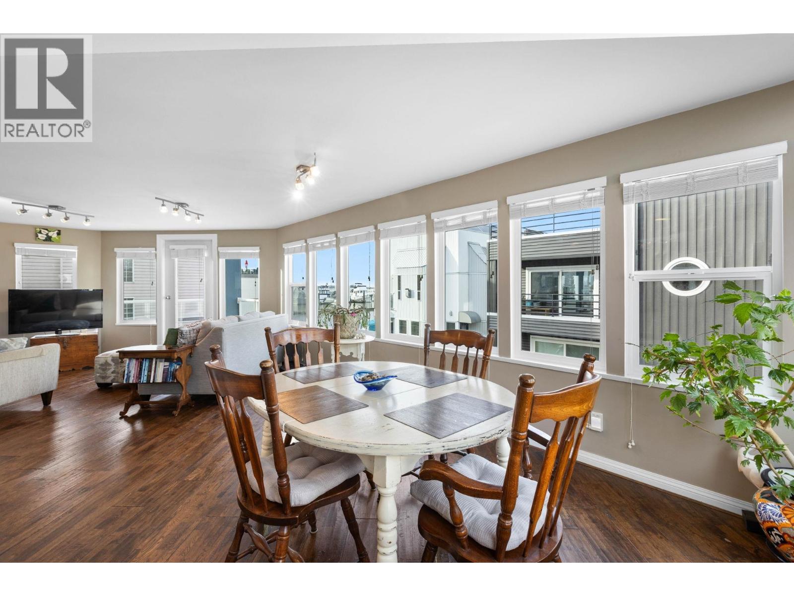 #13-3459 RIVER Road West, Delta