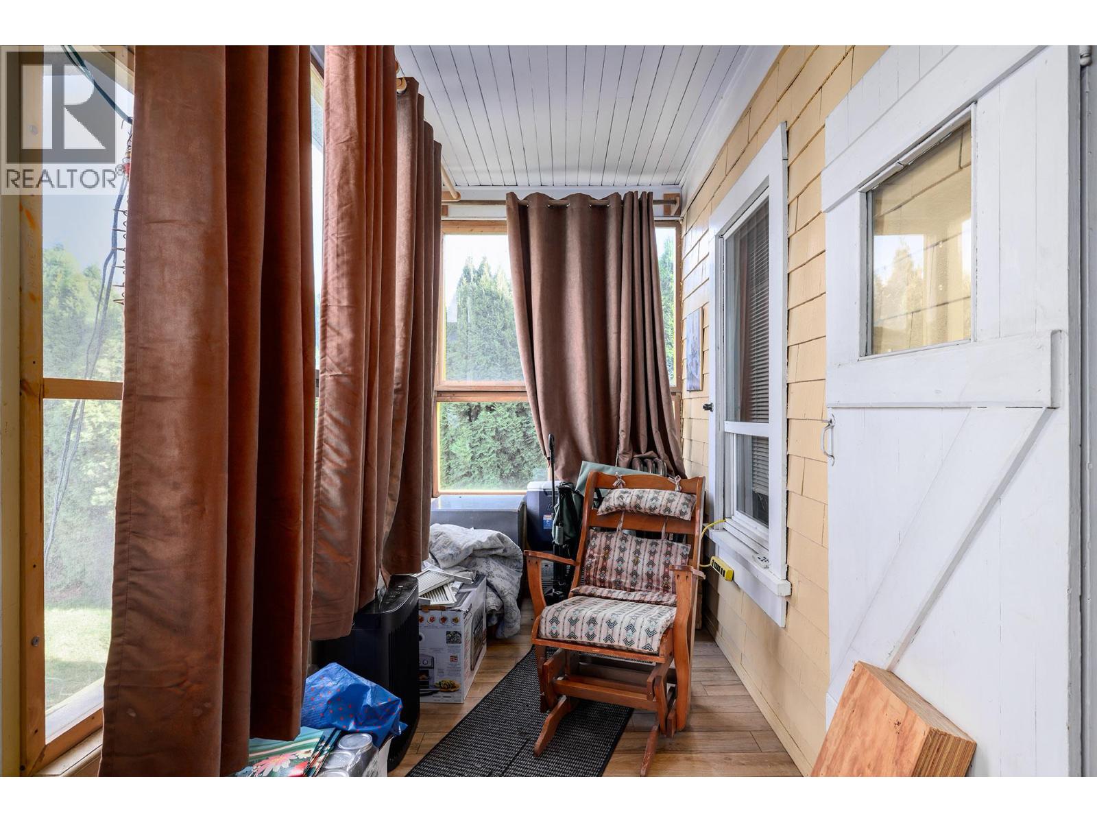  795 Lawson Avenue, Kelowna