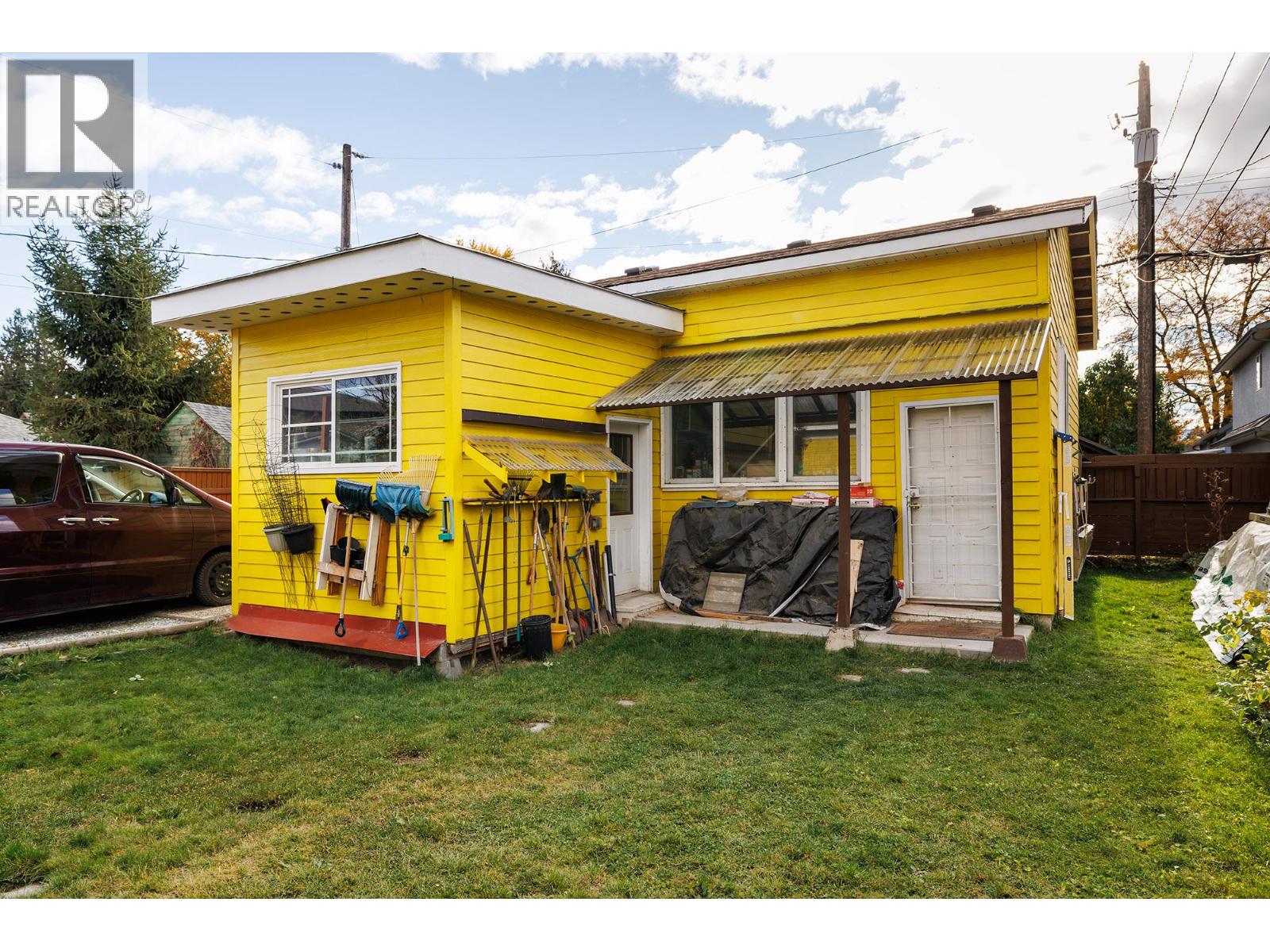  795 Lawson Avenue, Kelowna