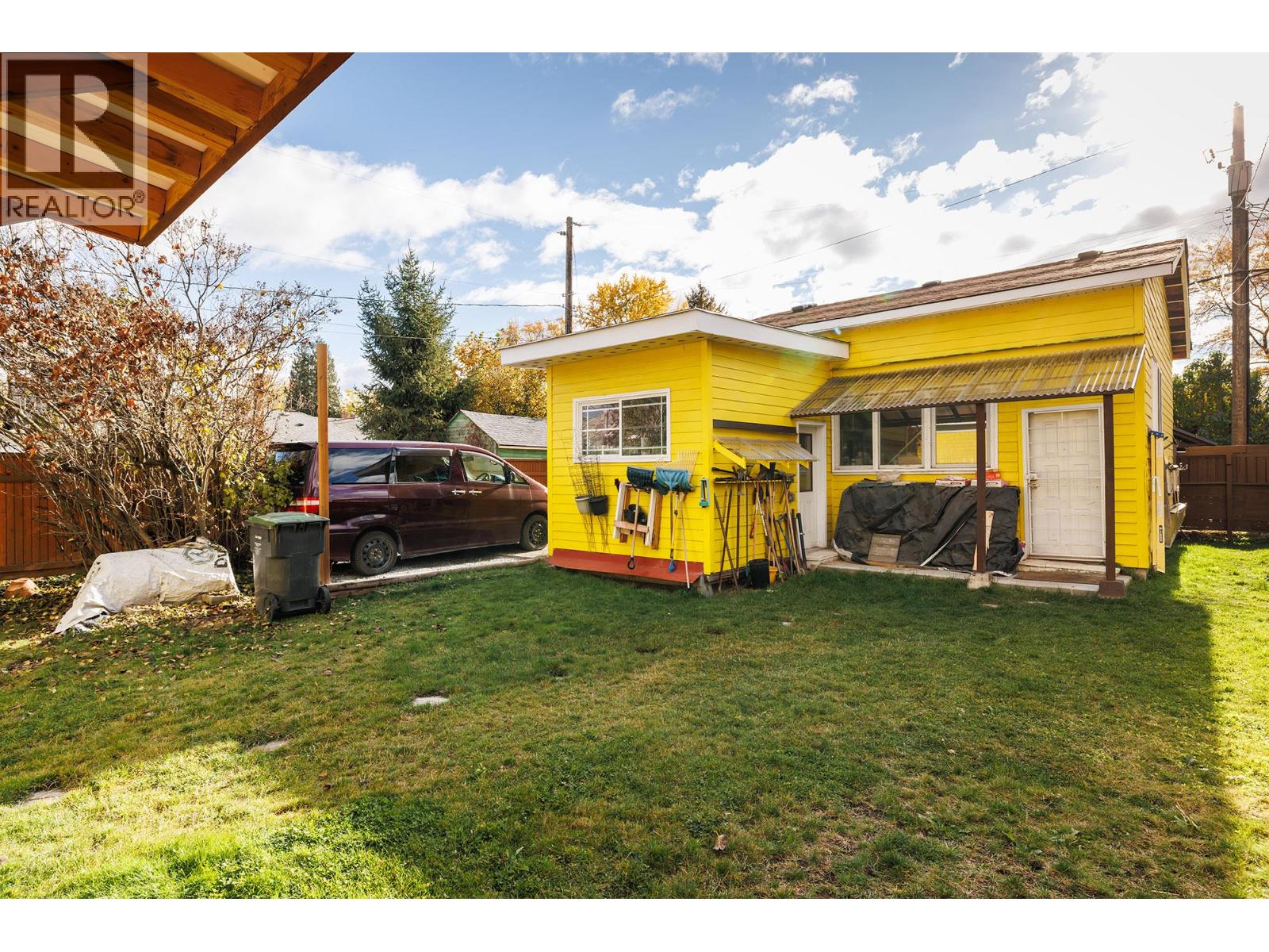  795 Lawson Avenue, Kelowna