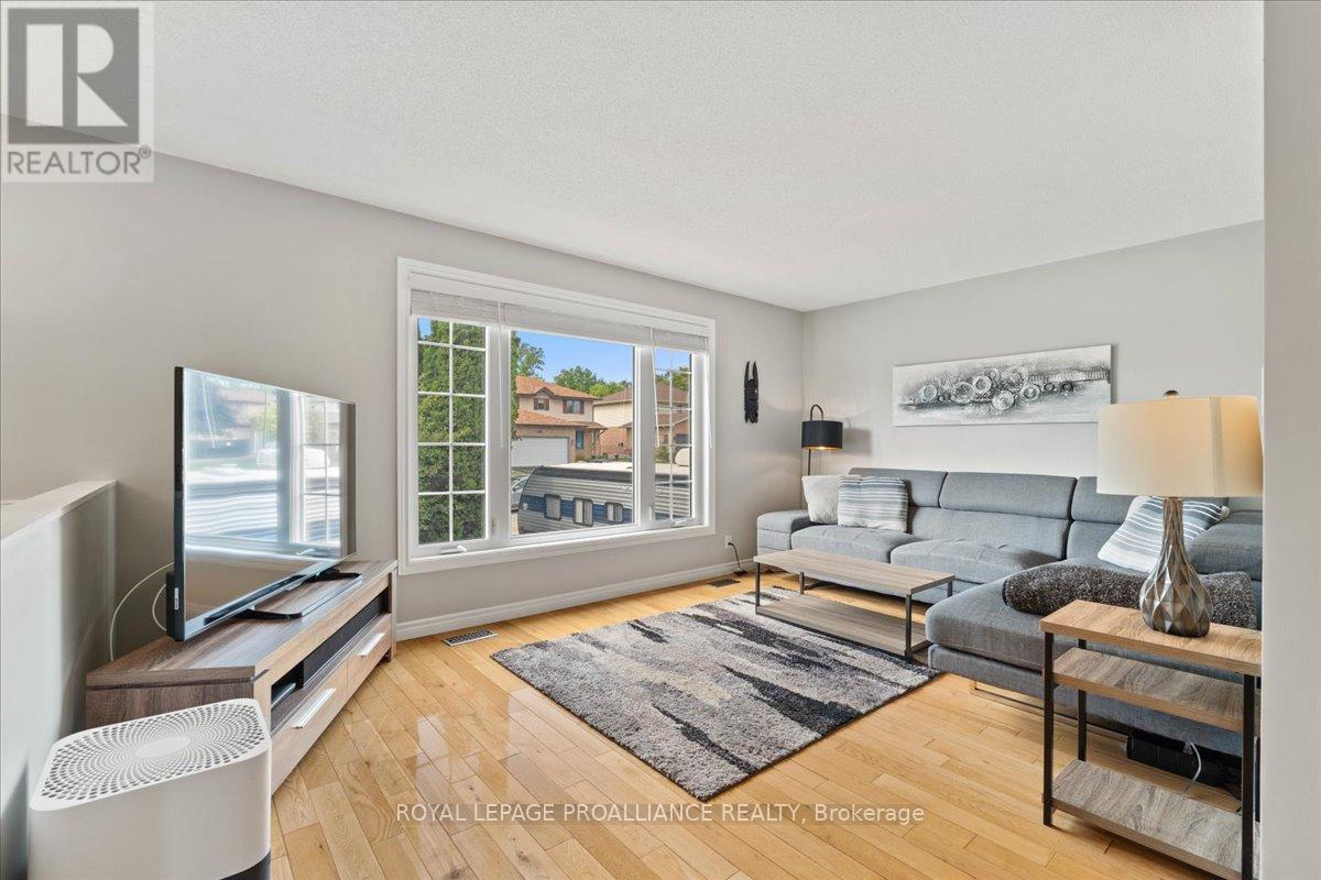 19 FLEMING ROAD - Photo 5 of 39, Quinte West (Trenton Ward), Ontario