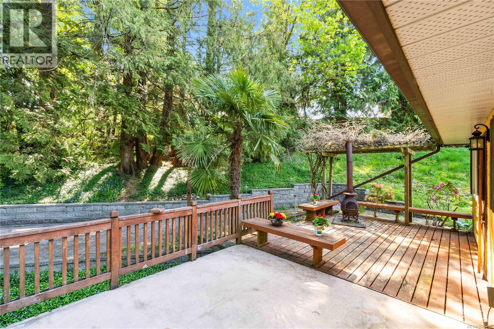 2749 Joanna Terr, Nanaimo