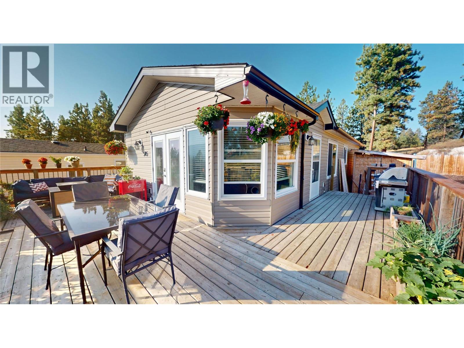 505 Steepleview Point NW, Cranbrook