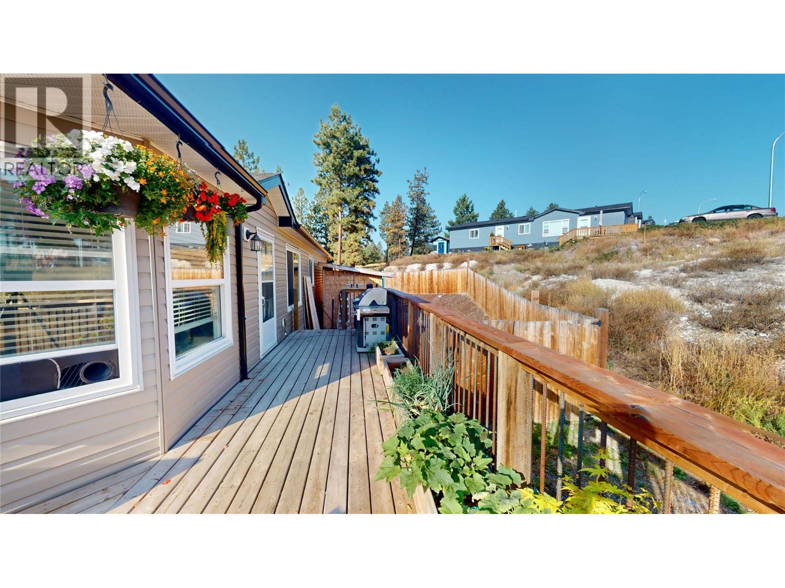 505 Steepleview Point NW, Cranbrook