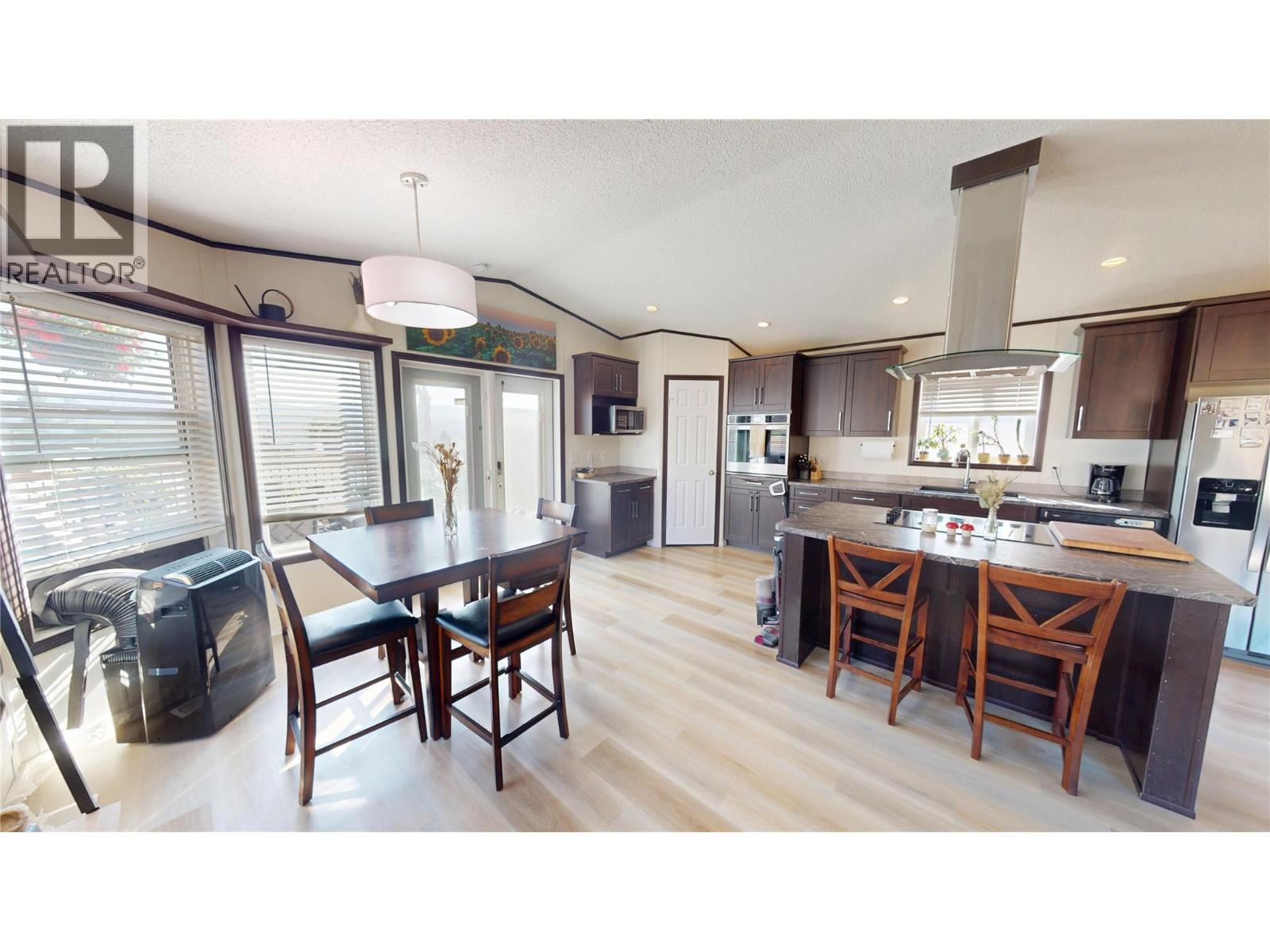 505 Steepleview Point NW, Cranbrook