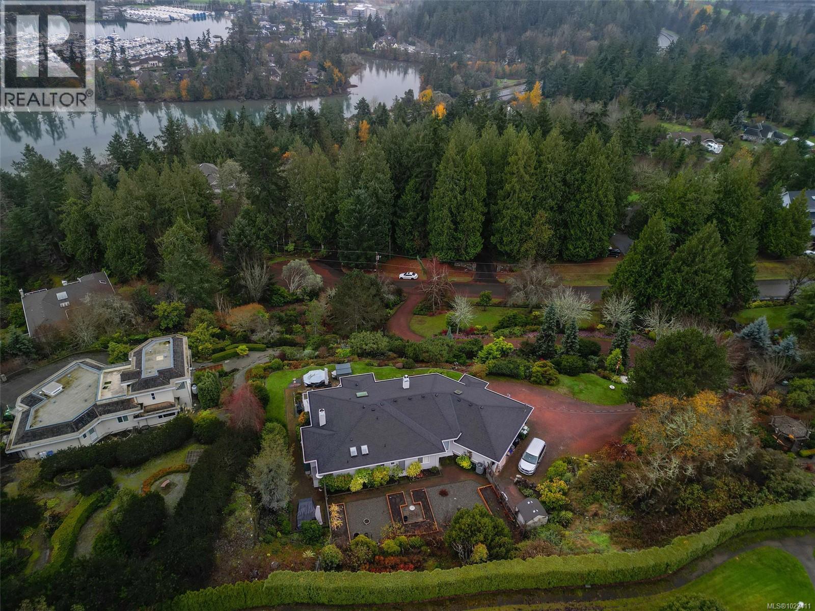 11008 Oriole Lane, North Saanich