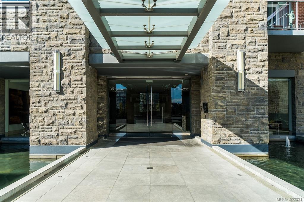 213 100 Saghalie Road, Victoria