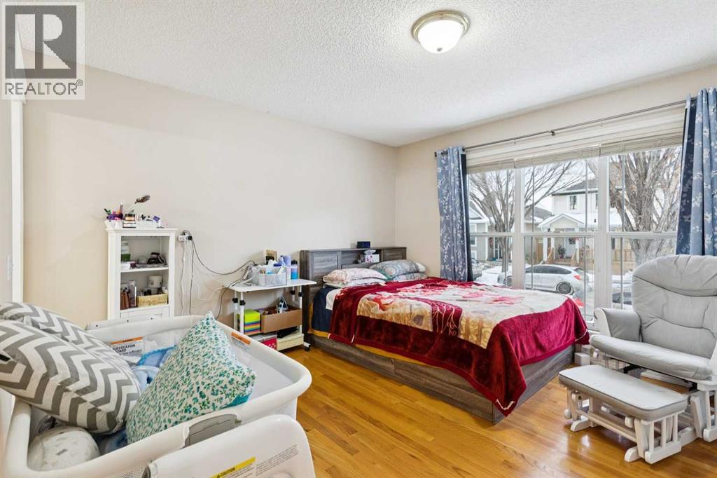 Single Family House Bi-level for Sale in  Inverness Park SE McKenzie Towne Calgary 