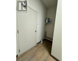 202 - 140 Dunlop Street E, Barrie, ON L4M6H1 Photo 14