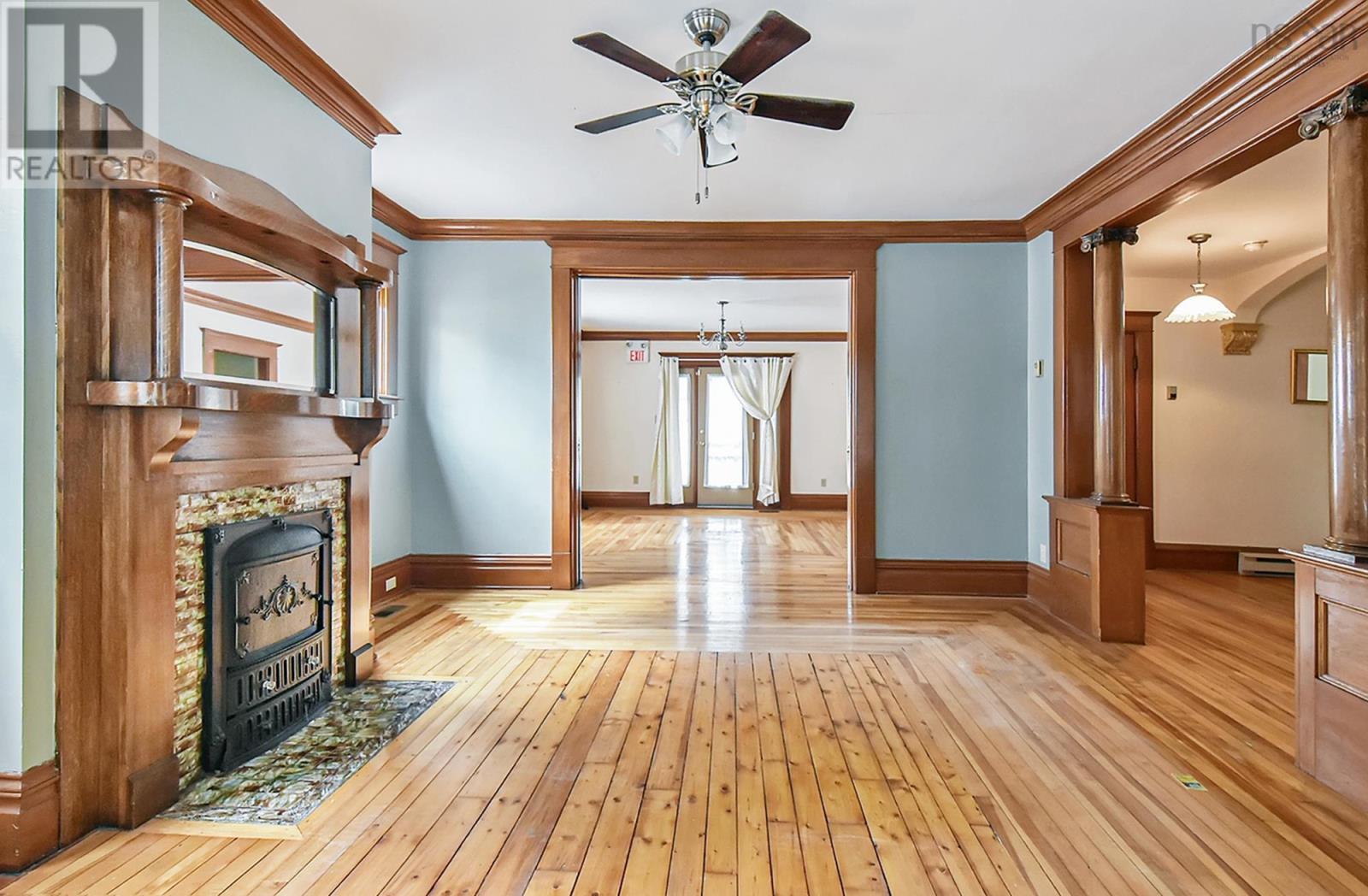 Property 10 of 49 of 172, 184, 194 King Street