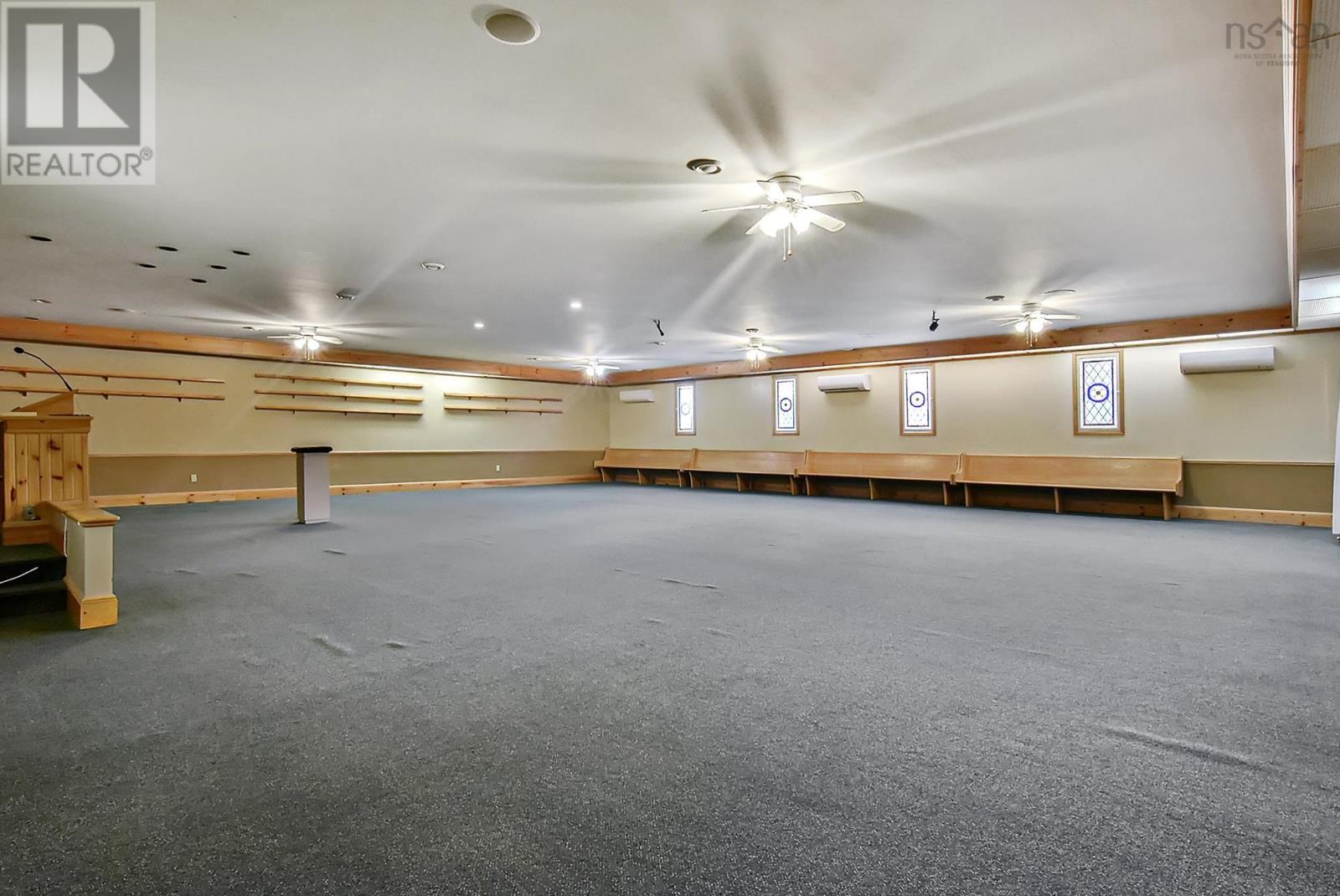 Property 33 of 49 of 172, 184, 194 King Street