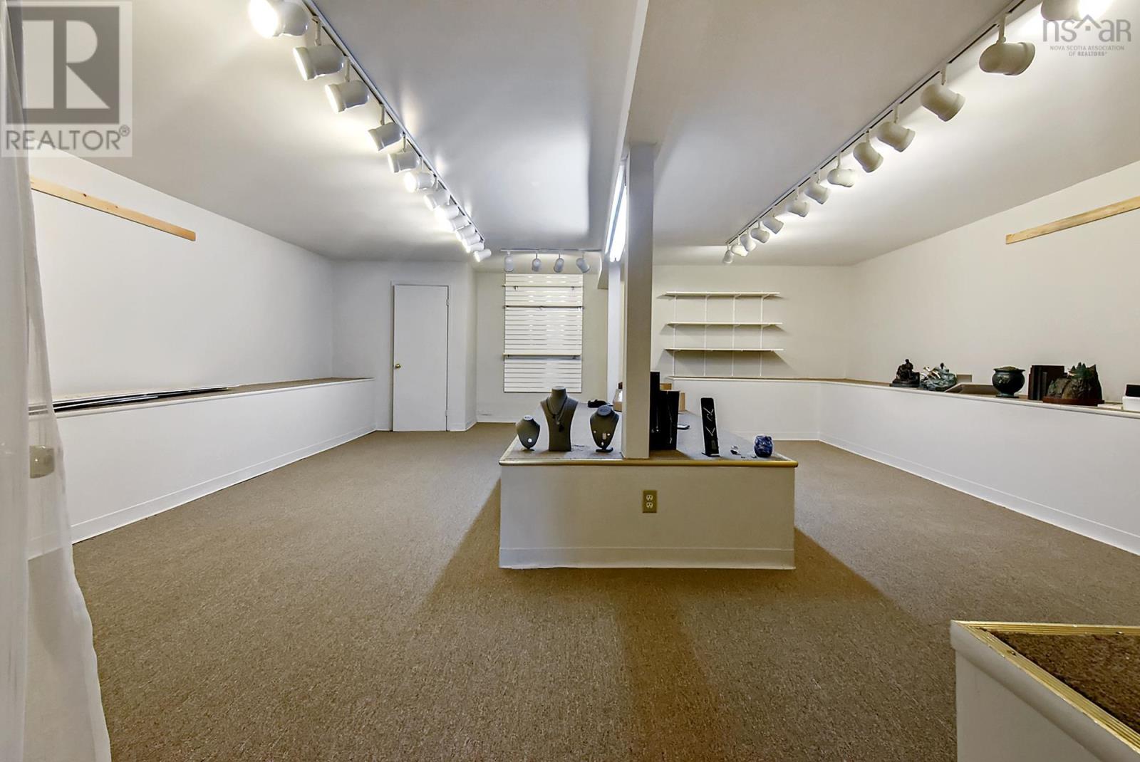 Property 47 of 49 of 172, 184, 194 King Street