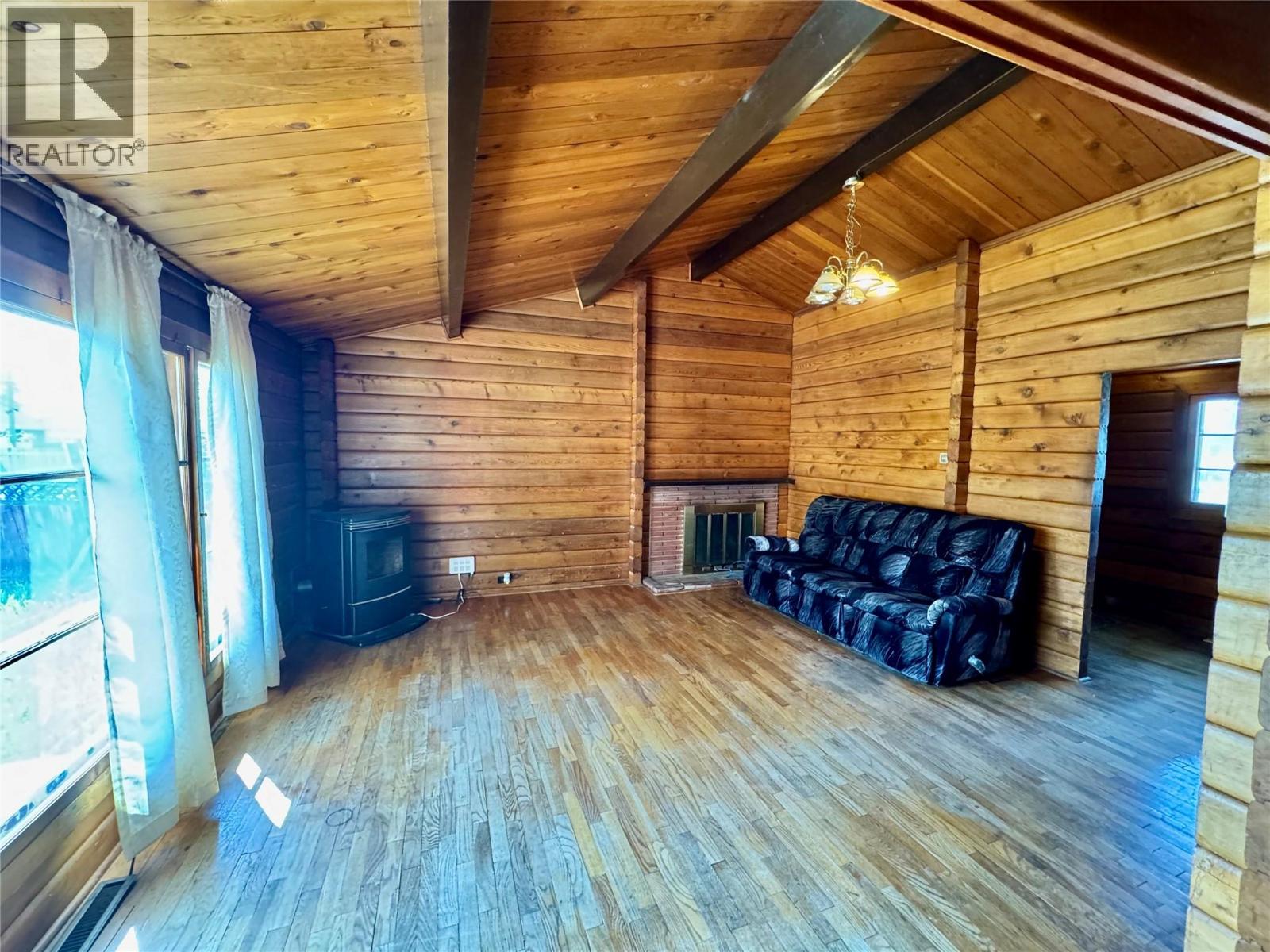 1813 108 Avenue, Dawson Creek