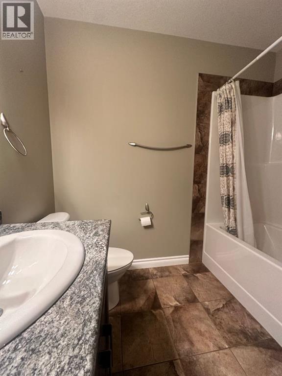 221 Callen Drive, Fort McMurray