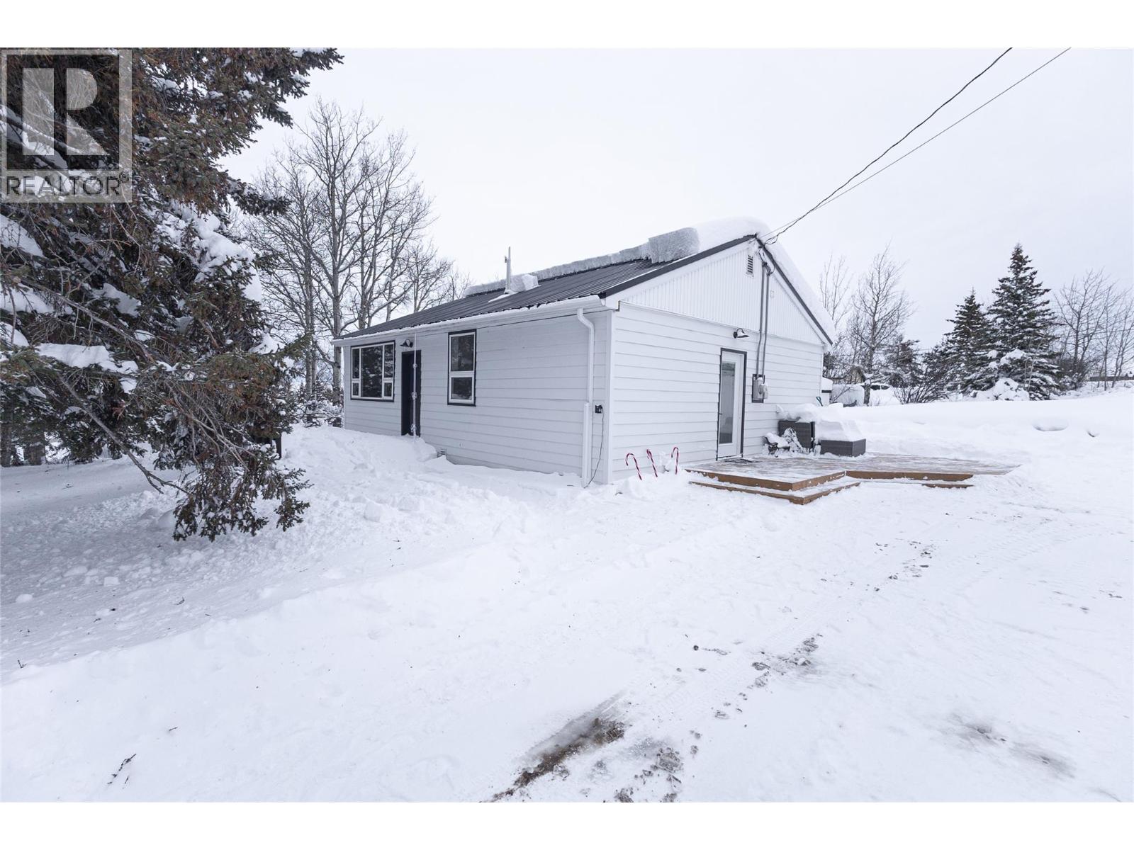 1740 Harper Place, Dawson Creek
