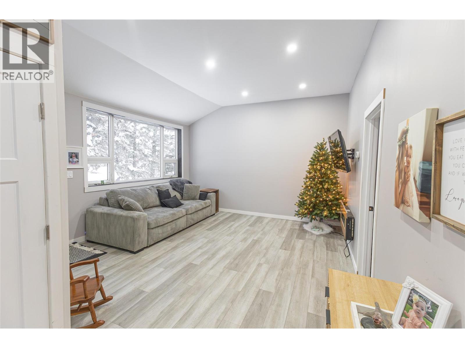 1740 Harper Place, Dawson Creek