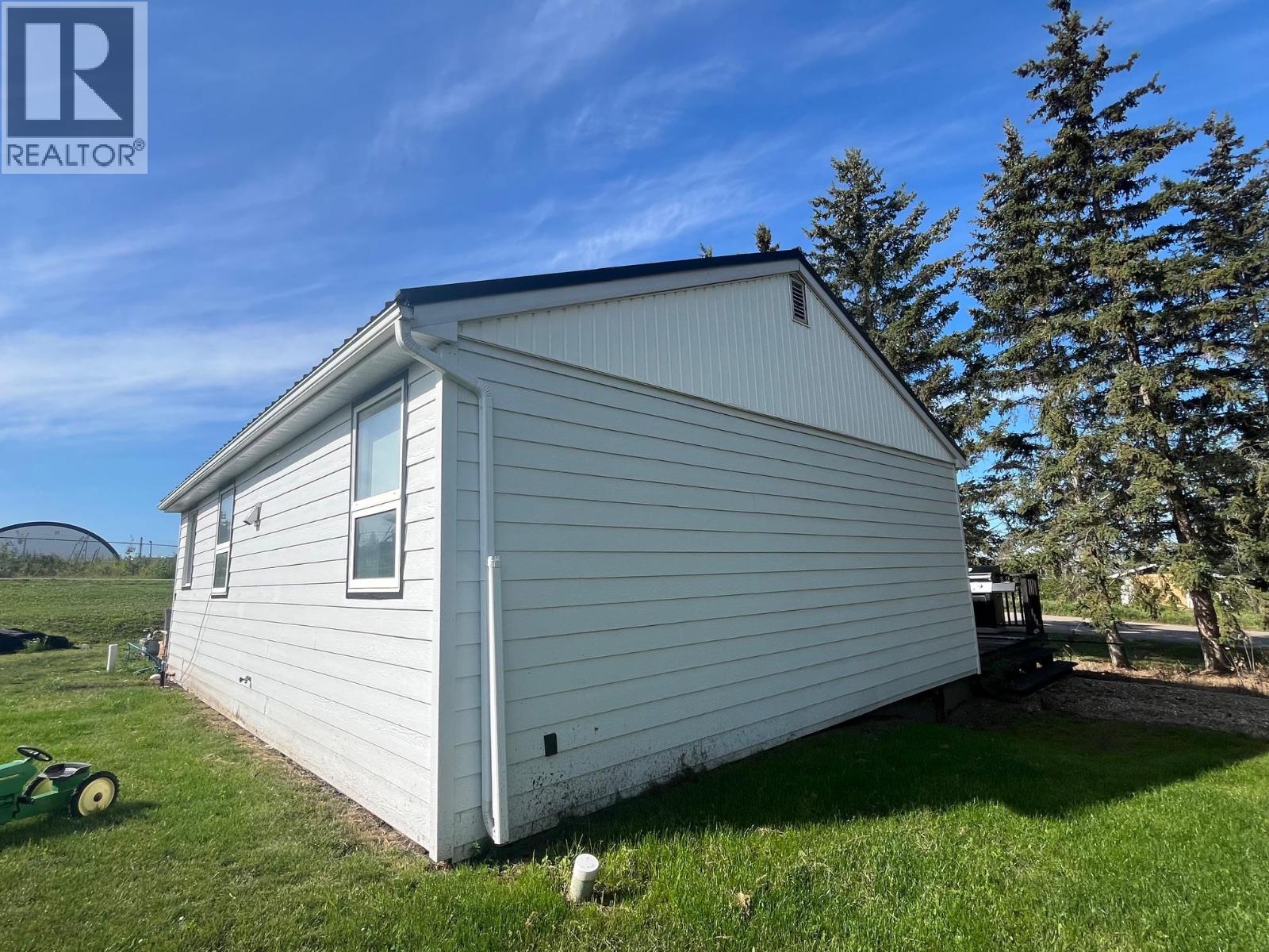 1740 Harper Place, Dawson Creek