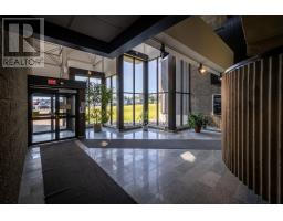 370 Torbay Road thumbnail 6