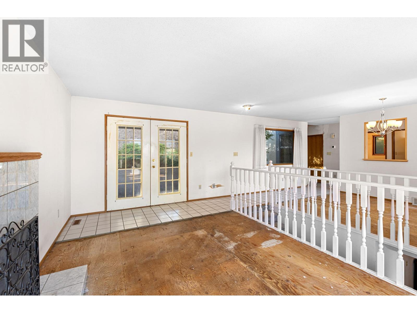  320 Moubray Road, Kelowna