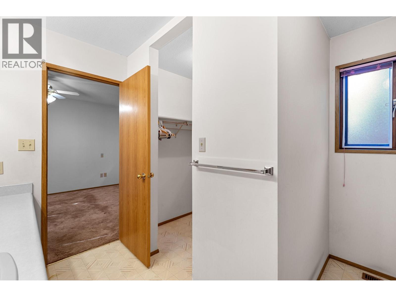  320 Moubray Road, Kelowna