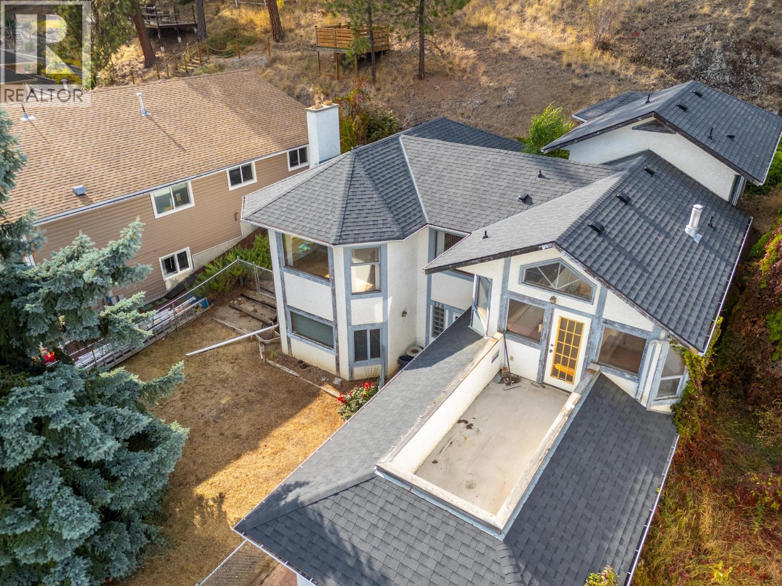  320 Moubray Road, Kelowna
