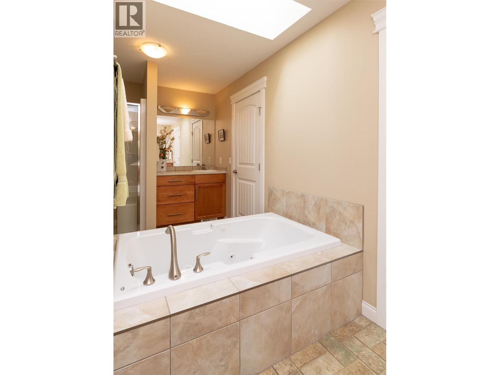 65 1510 Trans Canada Highway, Sorrento