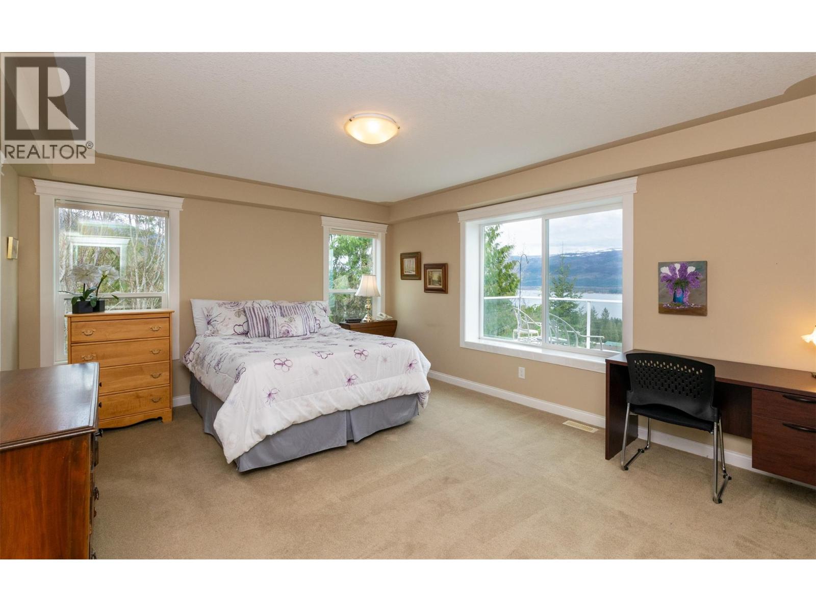 65 1510 Trans Canada Highway, Sorrento