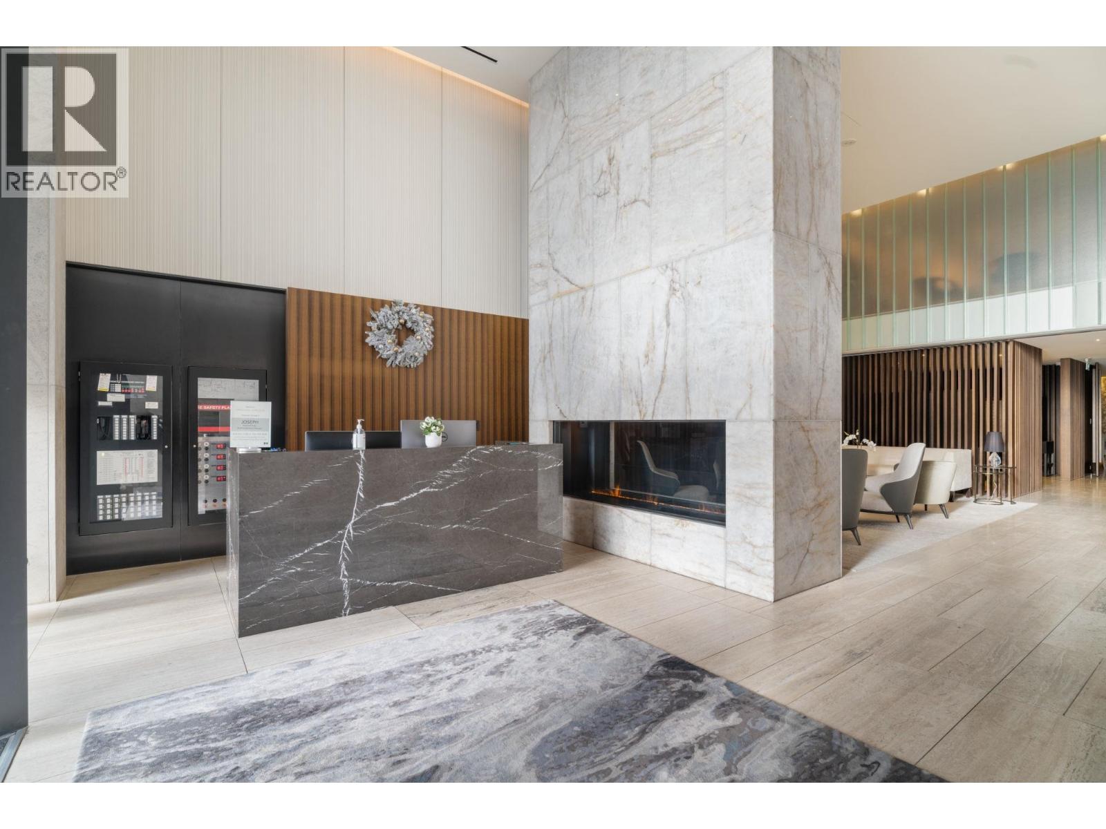 409 1355 BELLEVUE AVENUE, West Vancouver