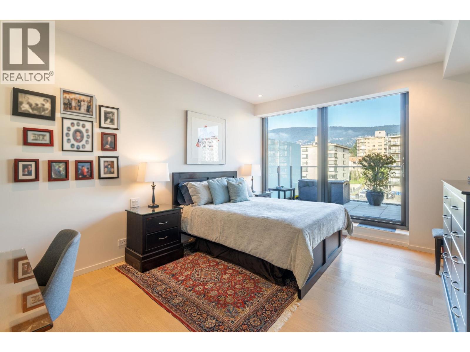 409 1355 BELLEVUE AVENUE, West Vancouver