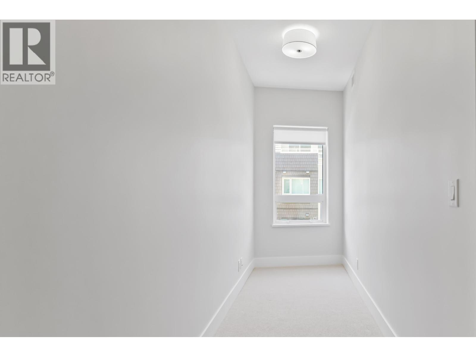 122 12040 PLAZA STREET, Maple Ridge