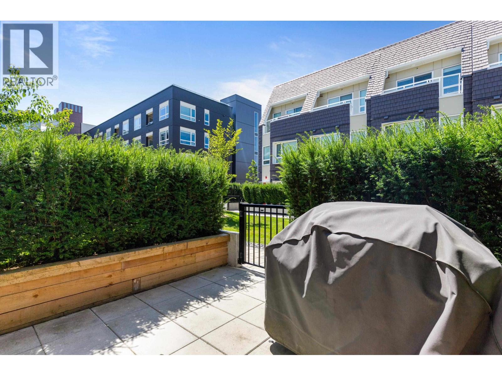 122 12040 PLAZA STREET, Maple Ridge