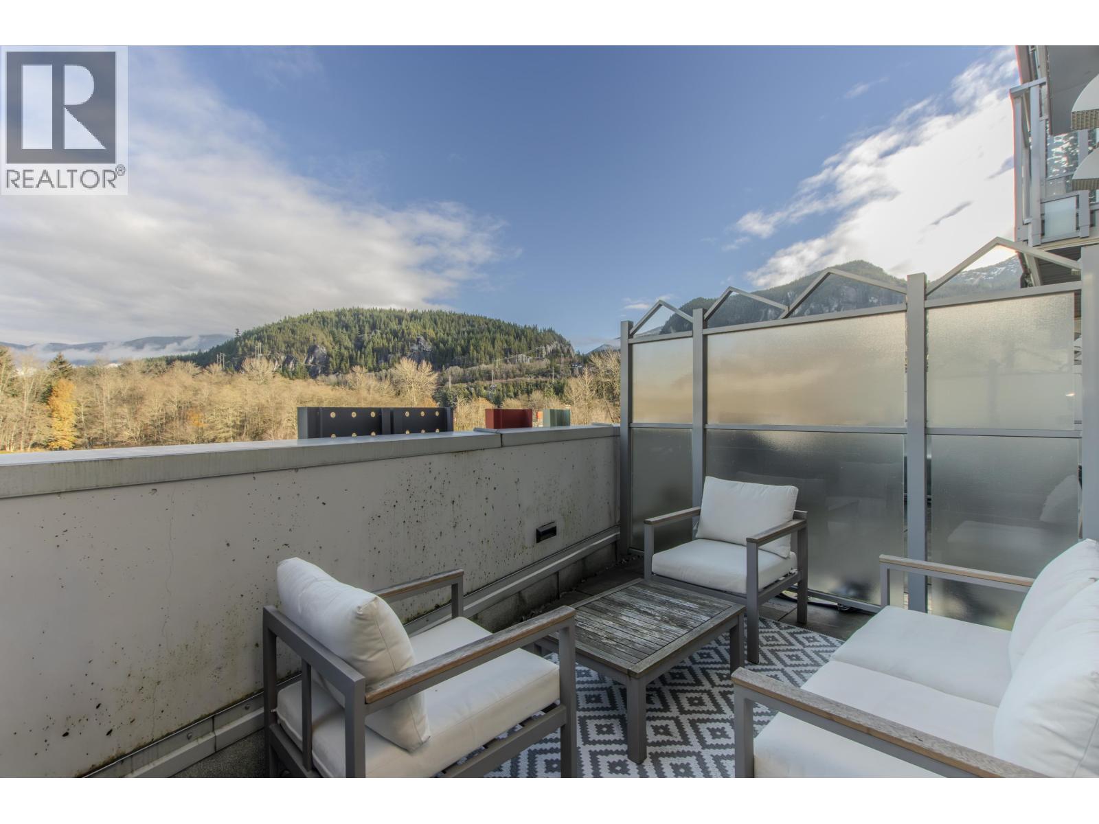 428 38362 BUCKLEY AVENUE, Squamish