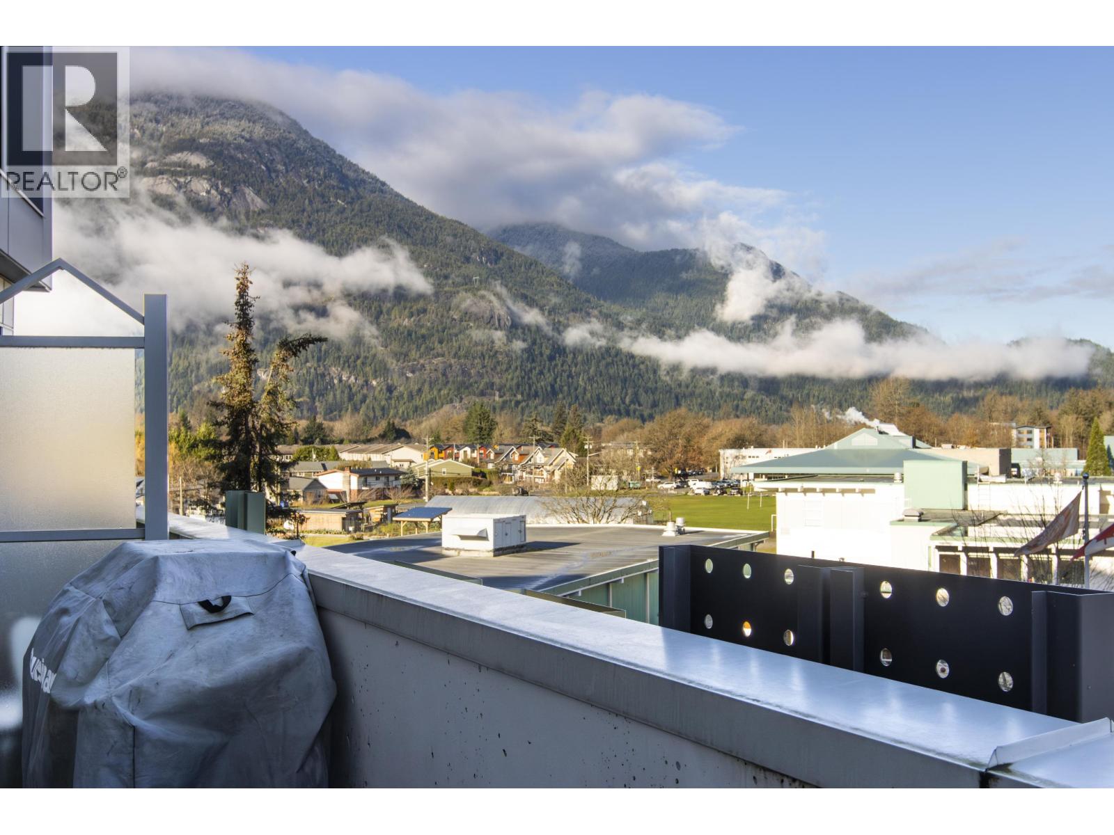 428 38362 BUCKLEY AVENUE, Squamish