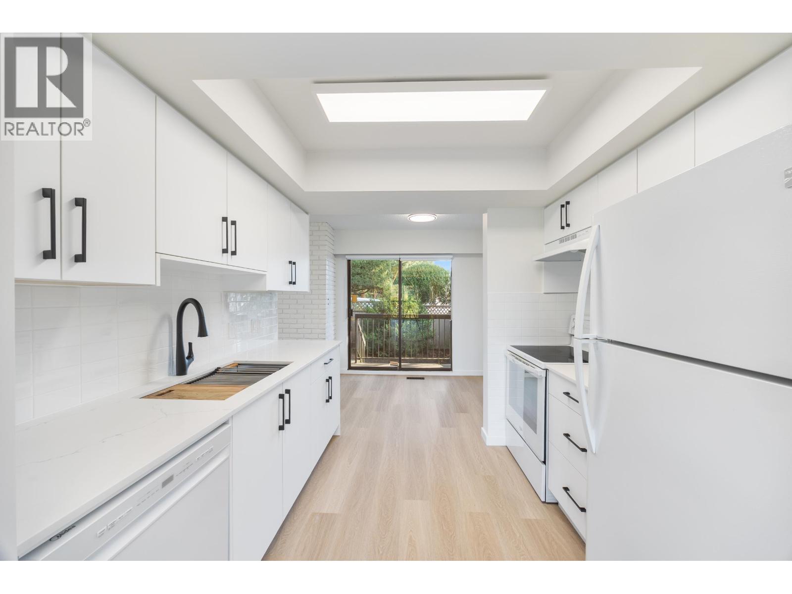 2620 MOORCROFT COURT, Burnaby