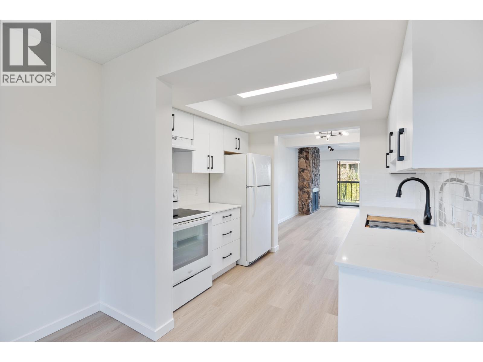 2620 MOORCROFT COURT, Burnaby