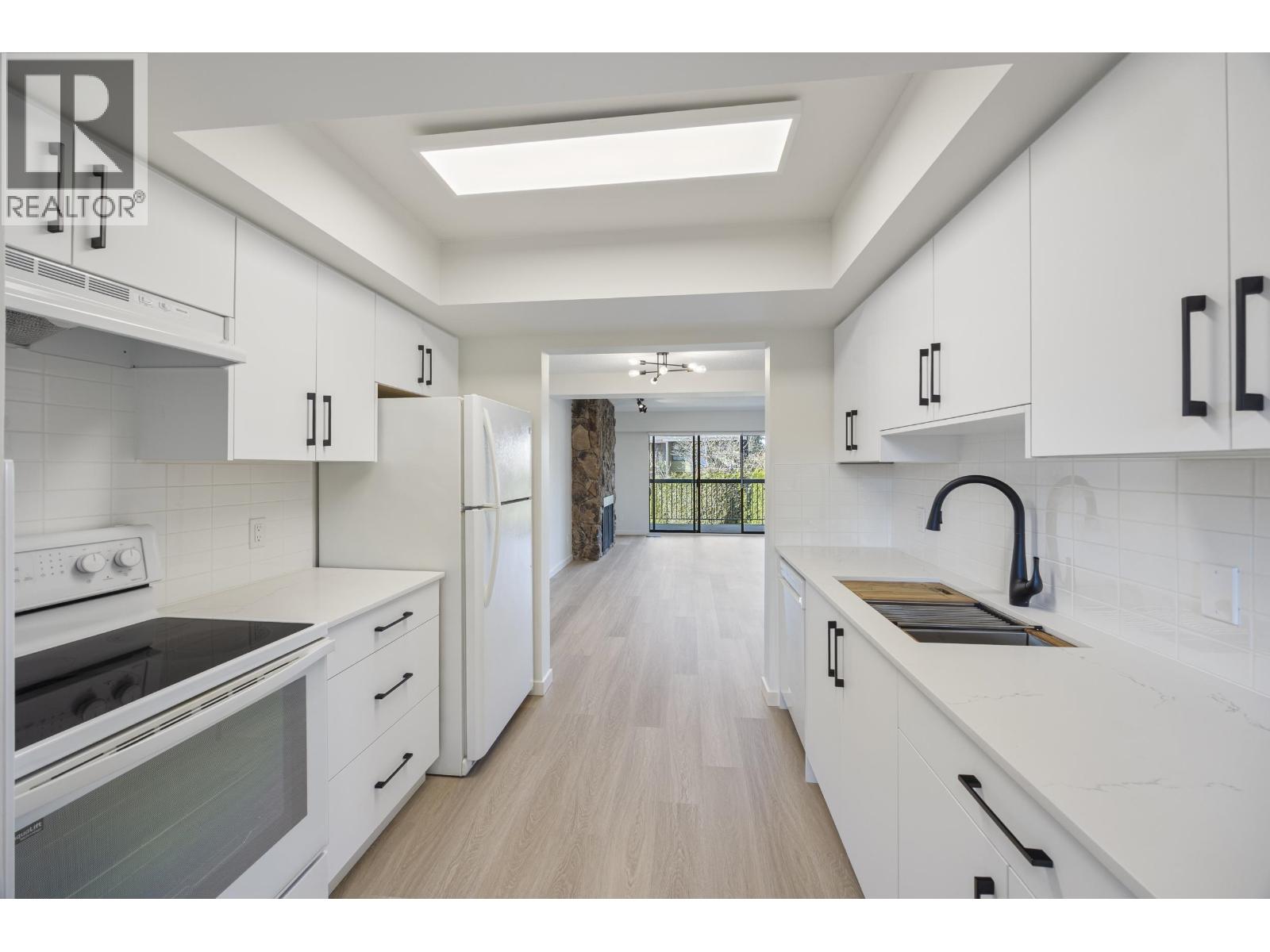 2620 MOORCROFT COURT, Burnaby