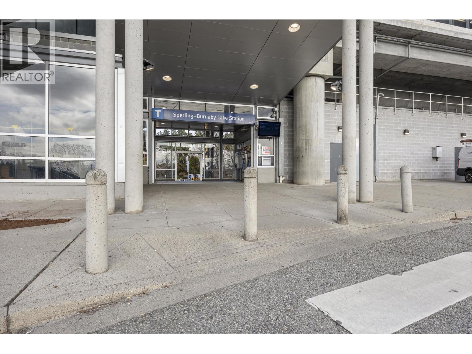 2620 MOORCROFT COURT, Burnaby