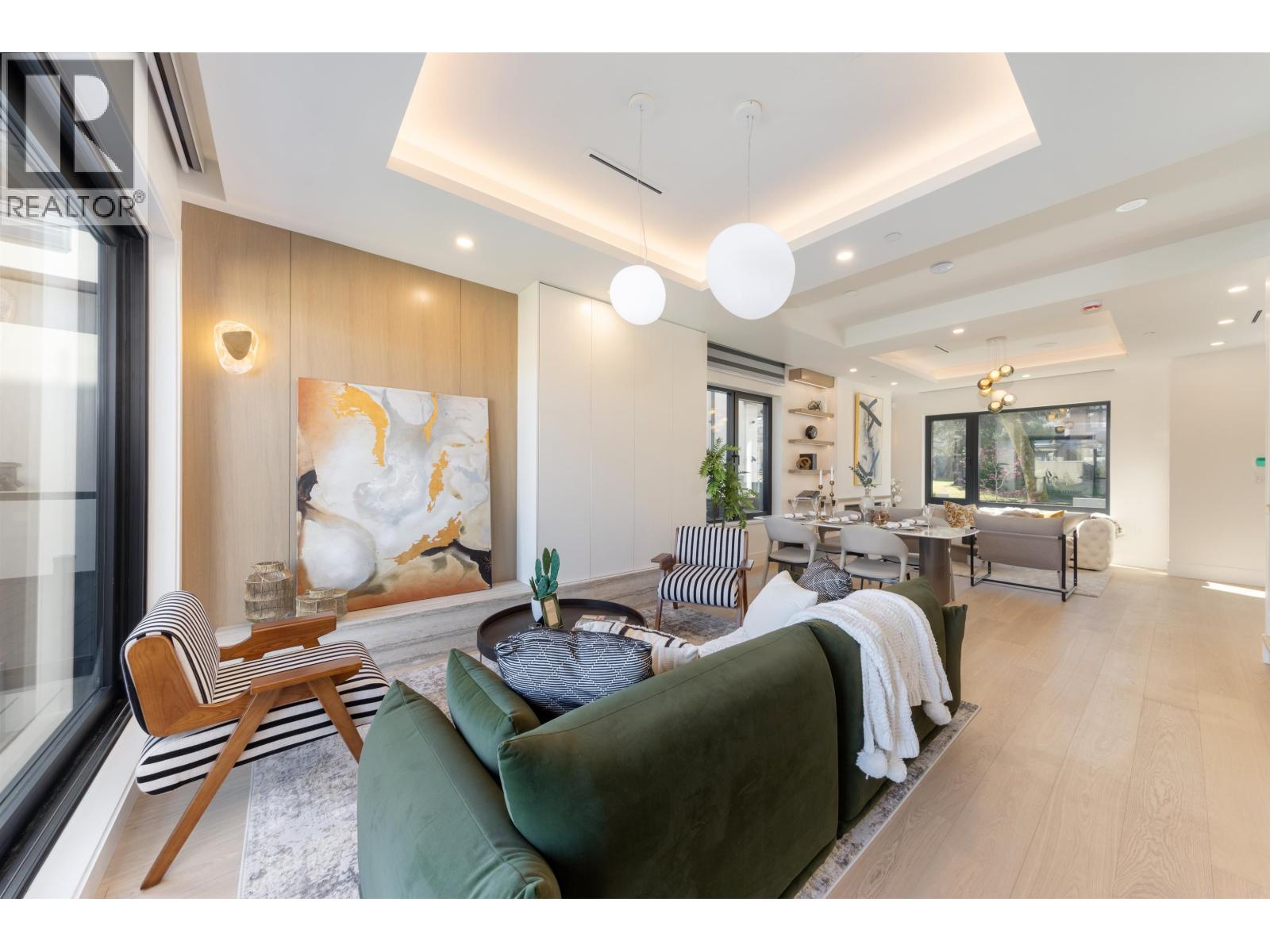 4039 W 11TH AVENUE, Vancouver